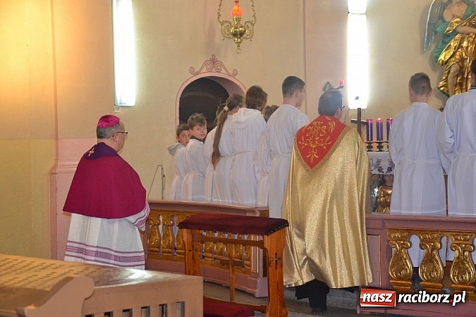 Zdjęcie w galerii na portalu naszraciborz.pl: Dekanalne spotkanie młodzieży z biskupem wiadomości z regionu