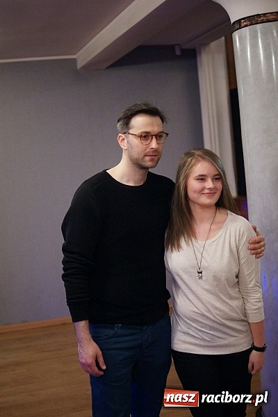 Zdjęcie w galerii na portalu naszraciborz.pl: Kochanie na kredyt na deskach RCK - zobacz wideo wiadomości z regionu