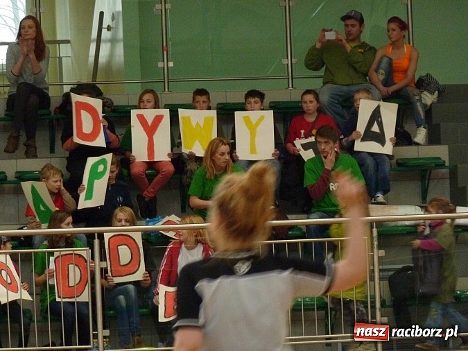 Zdjęcie w galerii na portalu naszraciborz.pl: Koszyk&oacute;wka. Dywyta i Monsters Wag-Tech wygrywają pierwsze mecze wiadomości z regionu