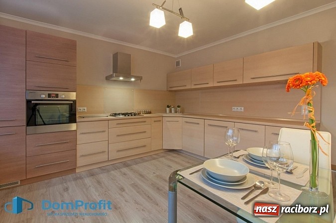 Zdjęcie w galerii na portalu naszraciborz.pl: Gdy inni są od wszystkiego, DomProfit jest tylko od mieszkań i domów wiadomości z regionu