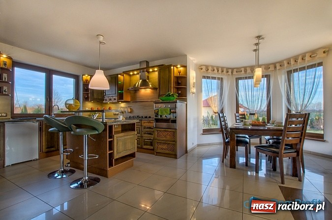 Zdjęcie w galerii na portalu naszraciborz.pl: Gdy inni są od wszystkiego, DomProfit jest tylko od mieszkań i domów wiadomości z regionu