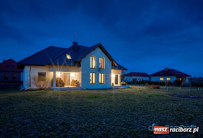 Zdjęcie w galerii na portalu naszraciborz.pl: Gdy inni są od wszystkiego, DomProfit jest tylko od mieszkań i domów wiadomości z regionu