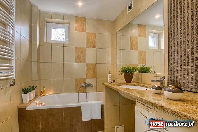 Zdjęcie w galerii na portalu naszraciborz.pl: Gdy inni są od wszystkiego, DomProfit jest tylko od mieszkań i domów wiadomości z regionu