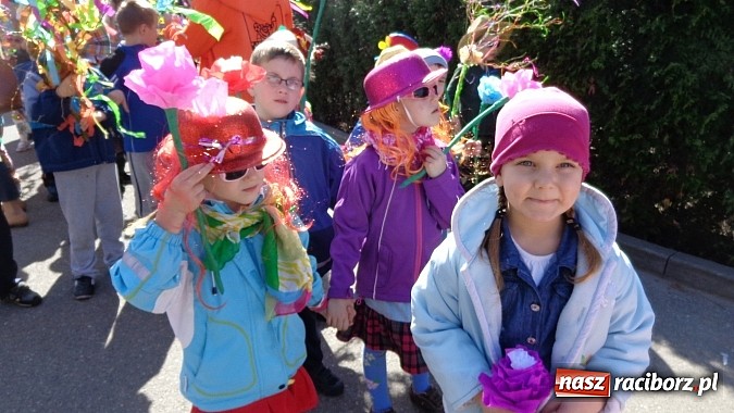 Zdjęcie w galerii na portalu naszraciborz.pl: Kolorowy tydzień i powitanie wiosny w Wojnowicach wiadomości z regionu