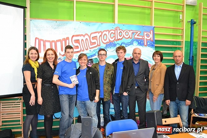 Zdjęcie w galerii na portalu naszraciborz.pl: Gimnazjaliści wybierają nową szkołę wiadomości z regionu