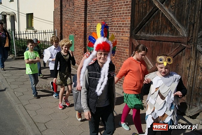 Zdjęcie w galerii na portalu naszraciborz.pl: W Studziennej znów spalono bałwana  wiadomości z regionu