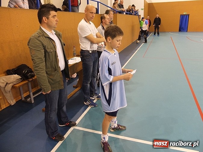 Zdjęcie w galerii na portalu naszraciborz.pl: Młodzi piłkarze z Kuźni Raciborskiej z sukcesami na turnieju w Czechach wiadomości z regionu