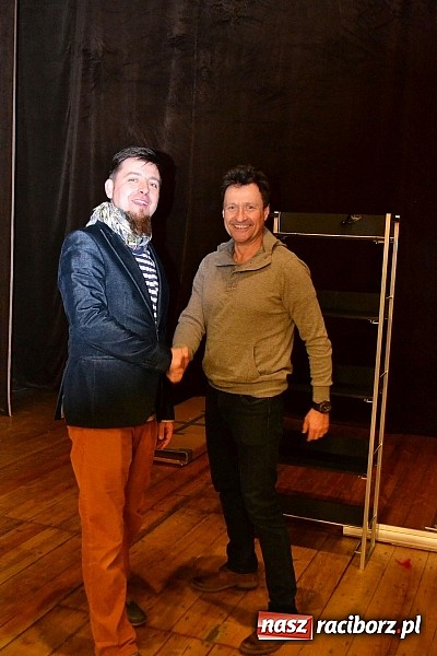 Zdjęcie w galerii na portalu naszraciborz.pl: Zwariowany komisariat w Kuźni Raciborskiej wiadomości z regionu