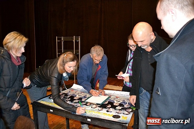 Zdjęcie w galerii na portalu naszraciborz.pl: Zwariowany komisariat w Kuźni Raciborskiej wiadomości z regionu