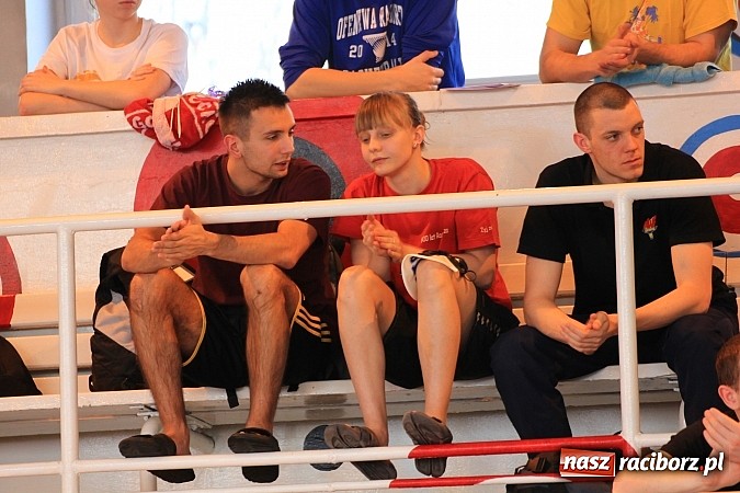 Zdjęcie w galerii na portalu naszraciborz.pl: Pływackie zmagania studentów śląskich uczelni wiadomości z regionu