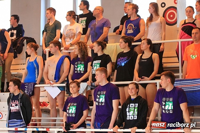 Zdjęcie w galerii na portalu naszraciborz.pl: Pływackie zmagania studentów śląskich uczelni wiadomości z regionu