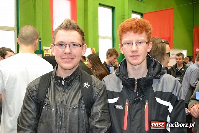 Zdjęcie w galerii na portalu naszraciborz.pl: Spacer szlakiem szk&oacute;ł ponadgimnazjalnych wiadomości z regionu