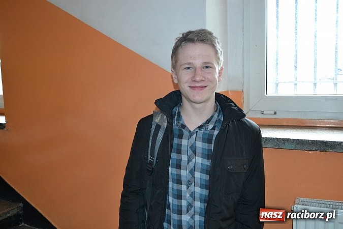 Zdjęcie w galerii na portalu naszraciborz.pl: Spacer szlakiem szk&oacute;ł ponadgimnazjalnych wiadomości z regionu