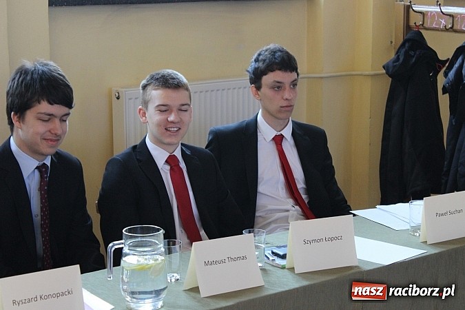 Zdjęcie w galerii na portalu naszraciborz.pl: Młodzi liderzy biznesu rywalizowali w ZSE wiadomości z regionu