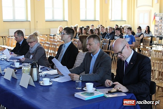 Zdjęcie w galerii na portalu naszraciborz.pl: Młodzi liderzy biznesu rywalizowali w ZSE wiadomości z regionu