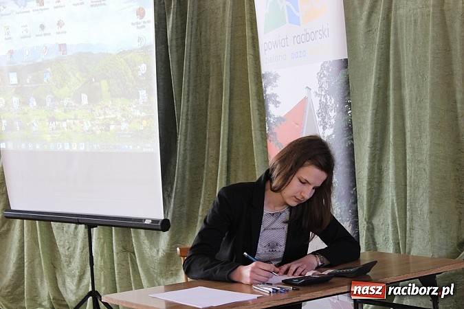 Zdjęcie w galerii na portalu naszraciborz.pl: Młodzi liderzy biznesu rywalizowali w ZSE wiadomości z regionu
