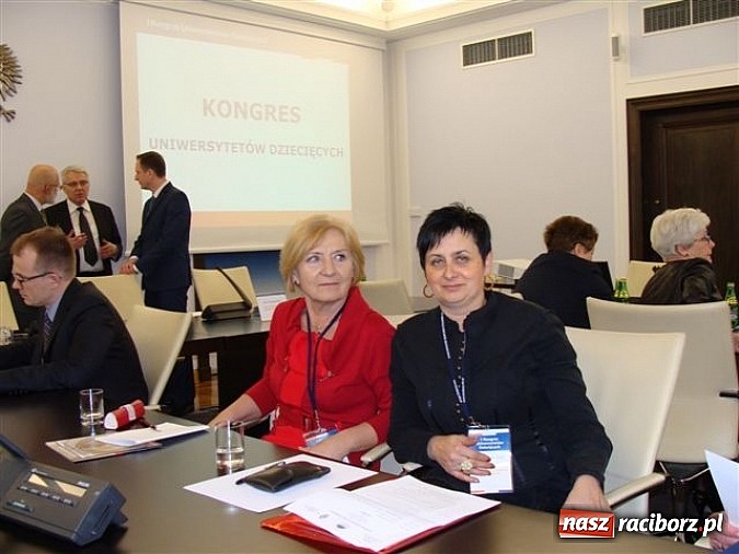 Zdjęcie w galerii na portalu naszraciborz.pl: RCK na Kongresie Uniwersytetów Dziecięcych w Senacie  wiadomości z regionu