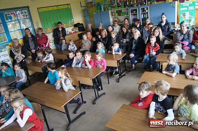 Zdjęcie w galerii na portalu naszraciborz.pl: Przedszkolaki poznały szkołę od kuchni wiadomości z regionu