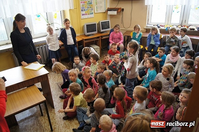 Zdjęcie w galerii na portalu naszraciborz.pl: Przedszkolaki poznały szkołę od kuchni wiadomości z regionu