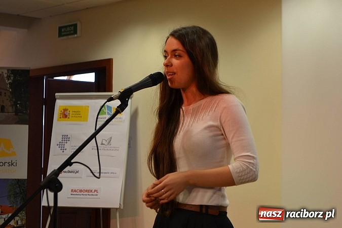 Zdjęcie w galerii na portalu naszraciborz.pl: Hiszpańskie rytmy zabrzmiały na zamku wiadomości z regionu