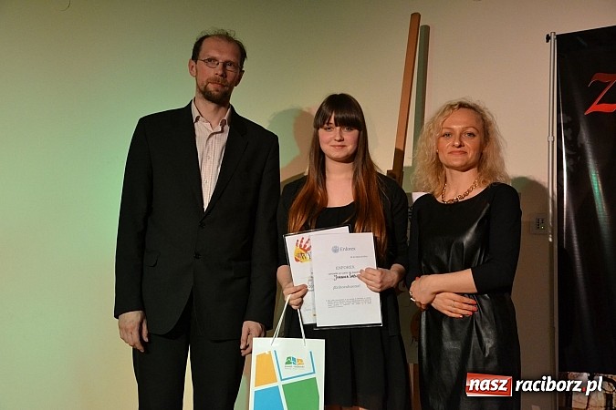 Zdjęcie w galerii na portalu naszraciborz.pl: Hiszpańskie rytmy zabrzmiały na zamku wiadomości z regionu