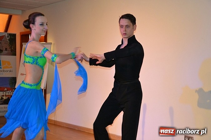 Zdjęcie w galerii na portalu naszraciborz.pl: Hiszpańskie rytmy zabrzmiały na zamku wiadomości z regionu