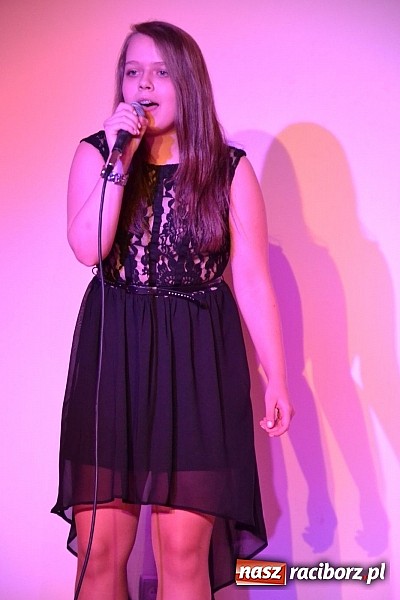 Zdjęcie w galerii na portalu naszraciborz.pl: Hiszpańskie rytmy zabrzmiały na zamku wiadomości z regionu