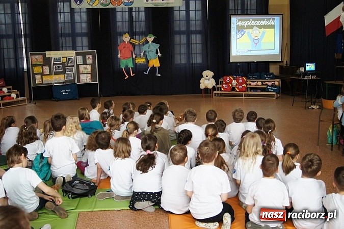 Zdjęcie w galerii na portalu naszraciborz.pl: Pierwsza pomoc przedmedyczna w Czwórce wiadomości z regionu