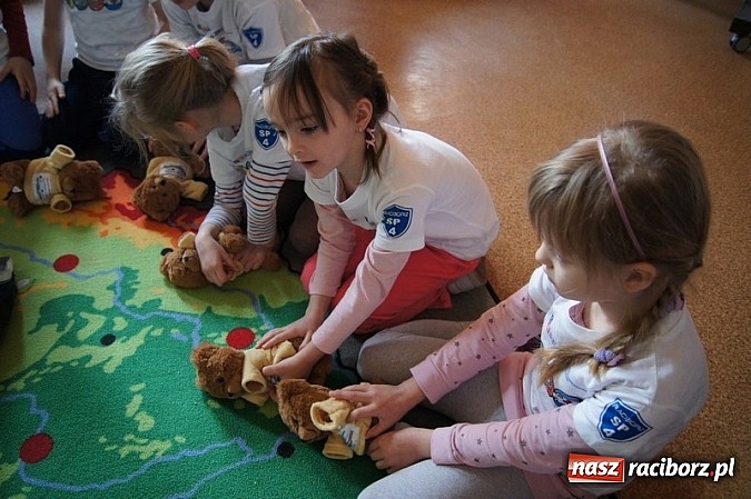 Zdjęcie w galerii na portalu naszraciborz.pl: Pierwsza pomoc przedmedyczna w Czwórce wiadomości z regionu