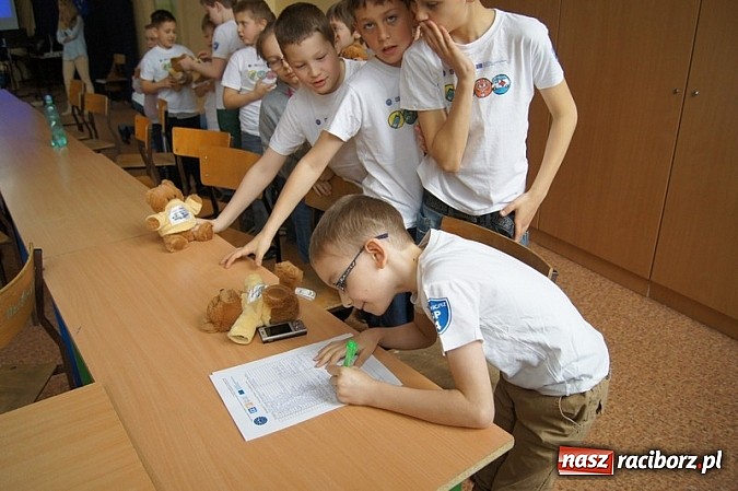 Zdjęcie w galerii na portalu naszraciborz.pl: Pierwsza pomoc przedmedyczna w Czwórce wiadomości z regionu