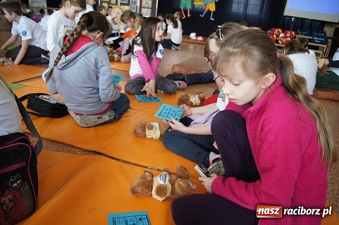 Zdjęcie w galerii na portalu naszraciborz.pl: Pierwsza pomoc przedmedyczna w Czwórce wiadomości z regionu