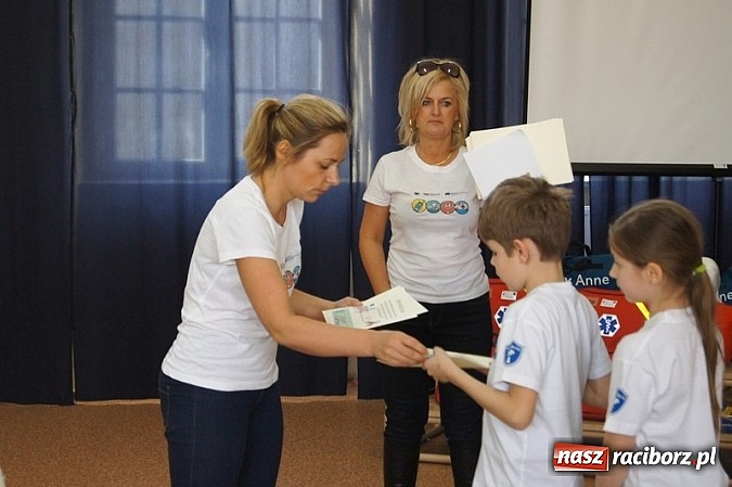 Zdjęcie w galerii na portalu naszraciborz.pl: Pierwsza pomoc przedmedyczna w Czwórce wiadomości z regionu