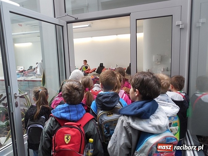 Zdjęcie w galerii na portalu naszraciborz.pl: Pierwsza pomoc przedmedyczna w Czwórce wiadomości z regionu