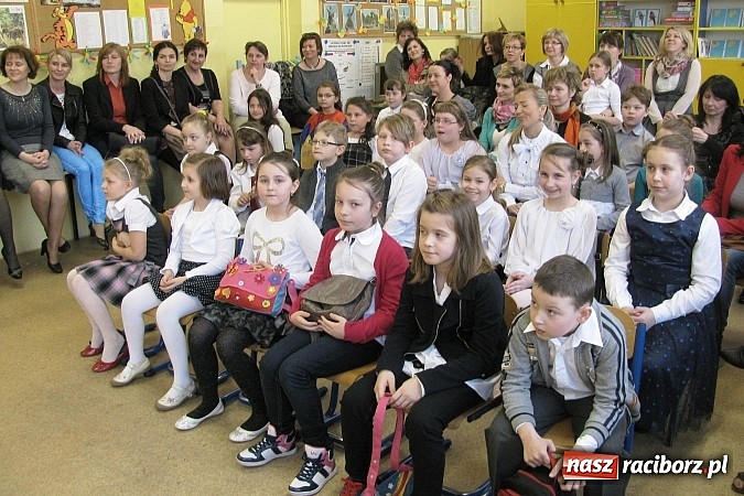 Zdjęcie w galerii na portalu naszraciborz.pl: XV Powiatowy Konkurs Recytatorski wiadomości z regionu