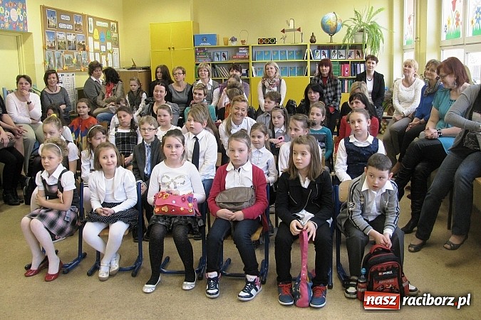 Zdjęcie w galerii na portalu naszraciborz.pl: XV Powiatowy Konkurs Recytatorski wiadomości z regionu