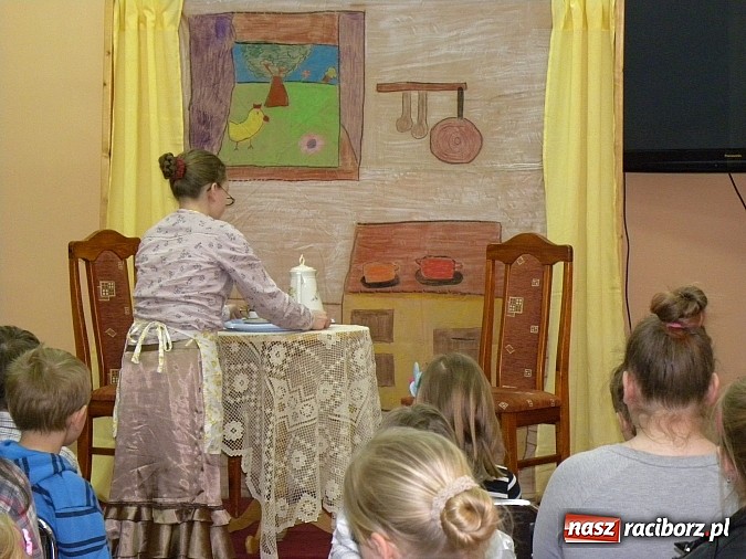 Zdjęcie w galerii na portalu naszraciborz.pl: Miłośnicy Ani Shirley i żółwika Franklina nagrodzeni wiadomości z regionu