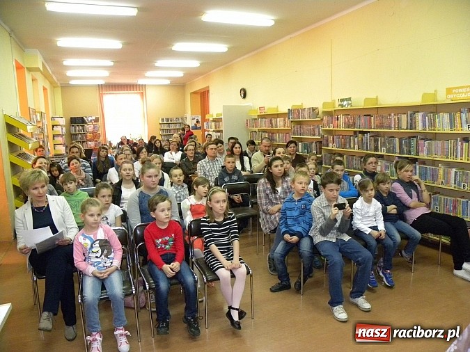 Zdjęcie w galerii na portalu naszraciborz.pl: Miłośnicy Ani Shirley i żółwika Franklina nagrodzeni wiadomości z regionu