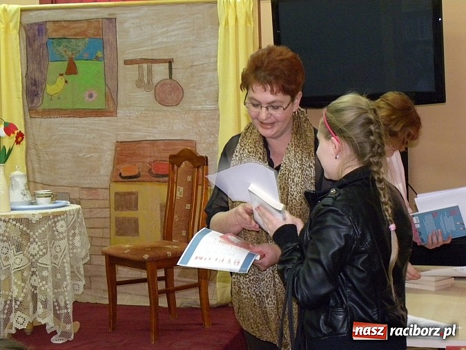 Zdjęcie w galerii na portalu naszraciborz.pl: Miłośnicy Ani Shirley i żółwika Franklina nagrodzeni wiadomości z regionu