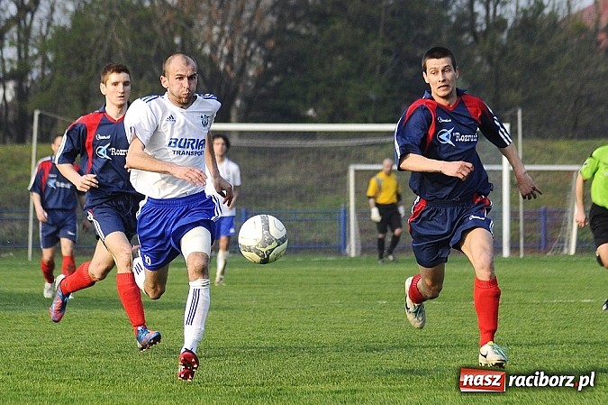 Zdjęcie w galerii na portalu naszraciborz.pl: IV liga: Podział punktów przy Srebrnej wiadomości z regionu