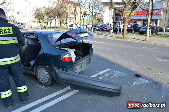 Zdjęcie w galerii na portalu naszraciborz.pl: Policja szuka świadk&oacute;w wypadku na Opawskiej wiadomości z regionu