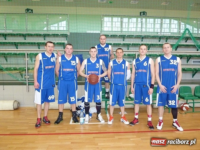 Zdjęcie w galerii na portalu naszraciborz.pl: Koszykówka. Wieki finał przed nami  wiadomości z regionu