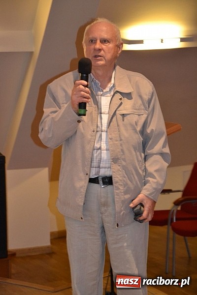 Zdjęcie w galerii na portalu naszraciborz.pl: Zajechała ciuchcia do Raciborza. III Zamkowa Niedziela Wspomnień  wiadomości z regionu