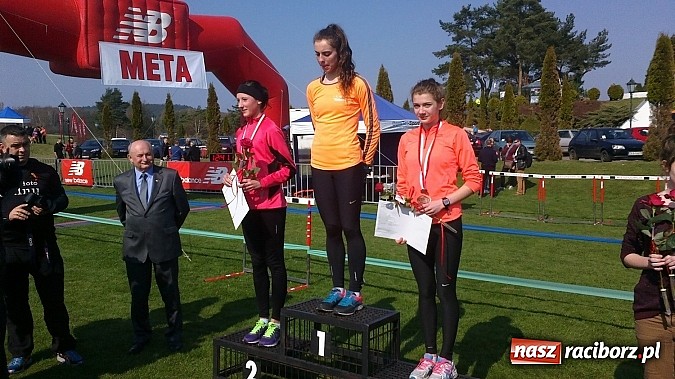 Zdjęcie w galerii na portalu naszraciborz.pl: Biegi przełajowe. Ania Szyjka na podium  wiadomości z regionu