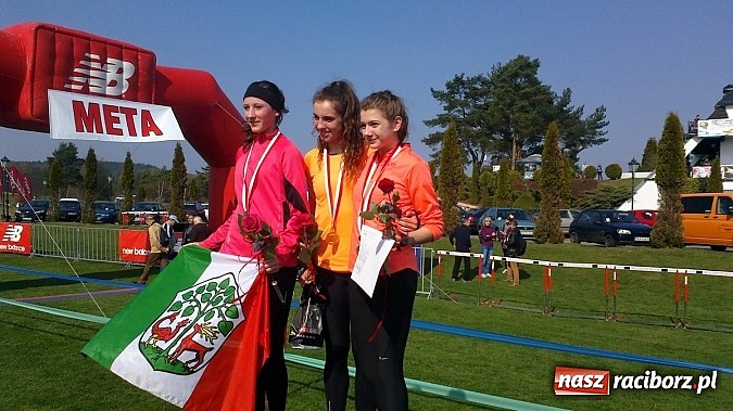 Zdjęcie w galerii na portalu naszraciborz.pl: Biegi przełajowe. Ania Szyjka na podium  wiadomości z regionu