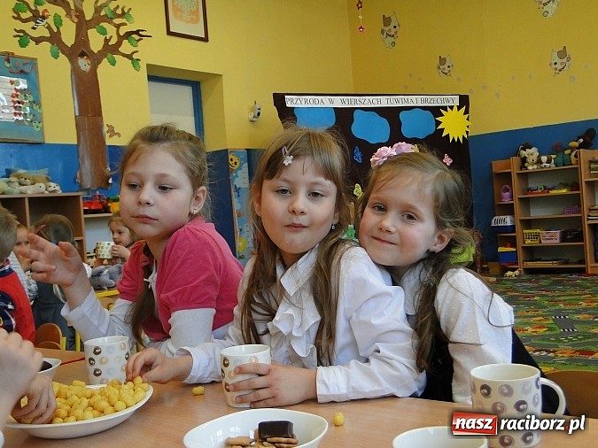 Zdjęcie w galerii na portalu naszraciborz.pl: Brzechwa i Tuwim w przedszkolu w Górkach Śl. wiadomości z regionu