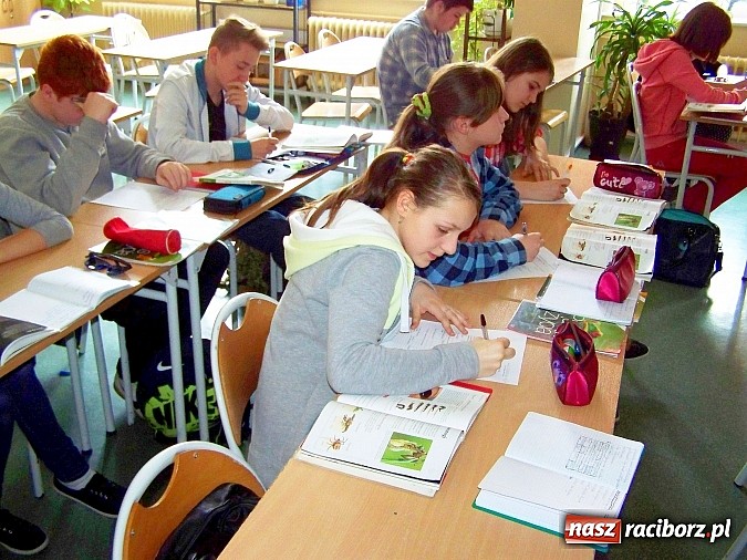 Zdjęcie w galerii na portalu naszraciborz.pl: Lekcja otwarta z biologii w G5 wiadomości z regionu