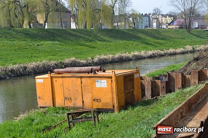 Zdjęcie w galerii na portalu naszraciborz.pl: Przystań kajakowa nad Odrą już powstaje! wiadomości z regionu