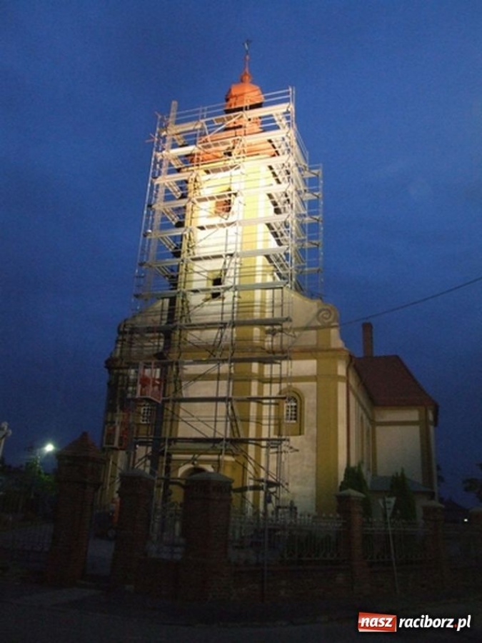 Zdjęcie w galerii na portalu naszraciborz.pl: Sensacyjne odkrycie w wieży wiadomości z regionu