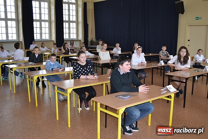 Zdjęcie w galerii na portalu naszraciborz.pl: Sprawdzian szóstoklasisty. Łatwy czy trudny? wiadomości z regionu