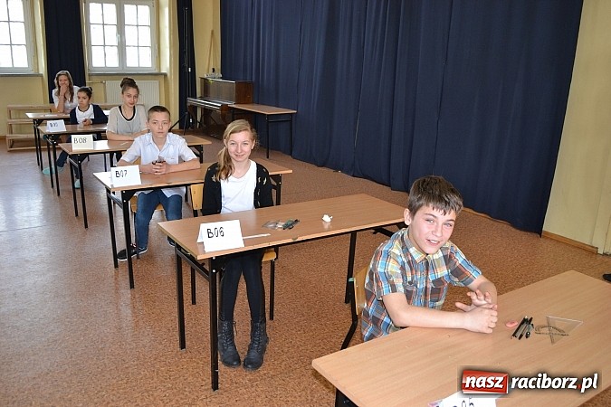 Zdjęcie w galerii na portalu naszraciborz.pl: Sprawdzian szóstoklasisty. Łatwy czy trudny? wiadomości z regionu